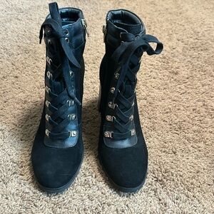 WHBM chunky heel boots. NWT 8.5